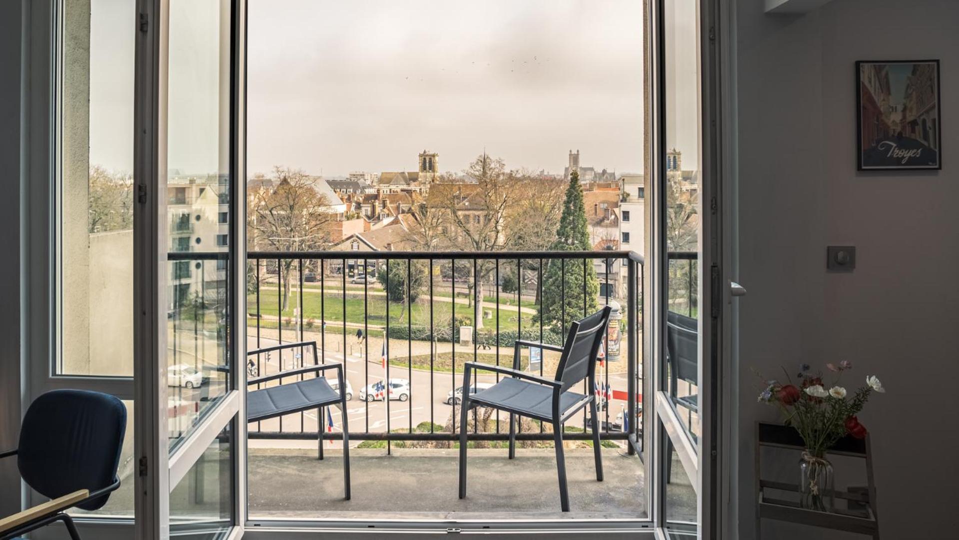 Le Balcon Troyen - Proche Hypercentre - 4 Pers. Apartment Troyes Luaran gambar