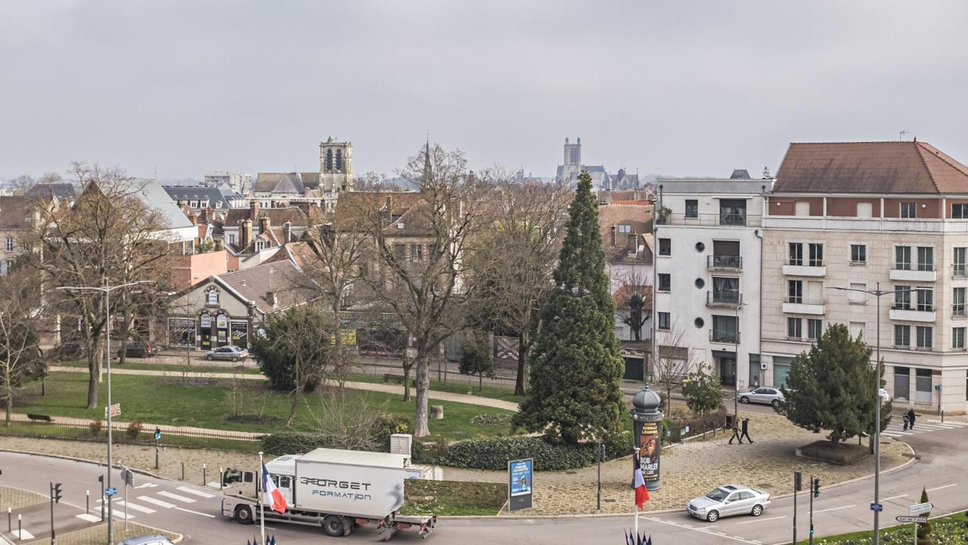 Le Balcon Troyen - Proche Hypercentre - 4 Pers. Apartment Troyes Luaran gambar